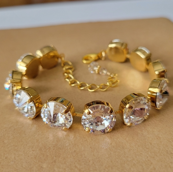 Austrian Crystal Tennis Bracelet in Gold - Picture 3 of 10